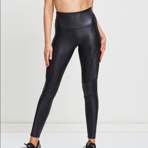 Spanx Moto Faux Leather Legging | Size M